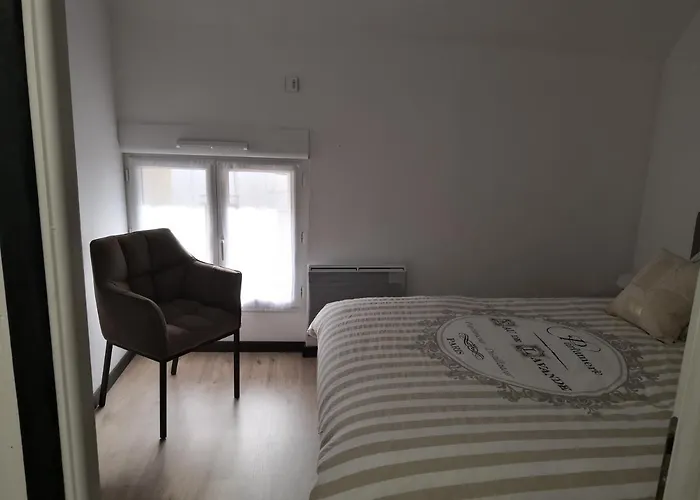 Petit Logement Crecy La Chapelle
