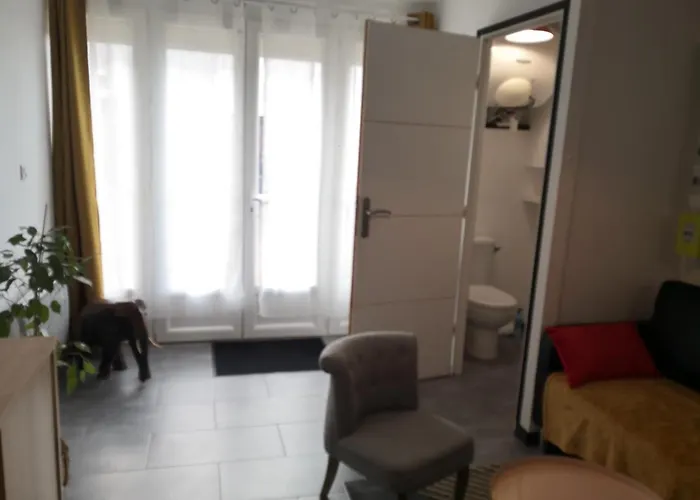 Petit Logement Crecy La Chapelle